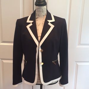 Tahari navy/white skirt suit 10p